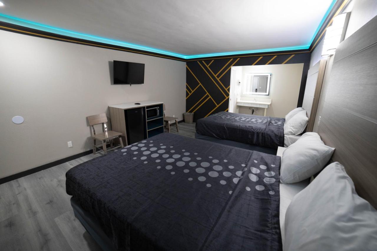 Artesia Motor Inn เบลฟลาวเวอร์ ภายนอก รูปภาพ