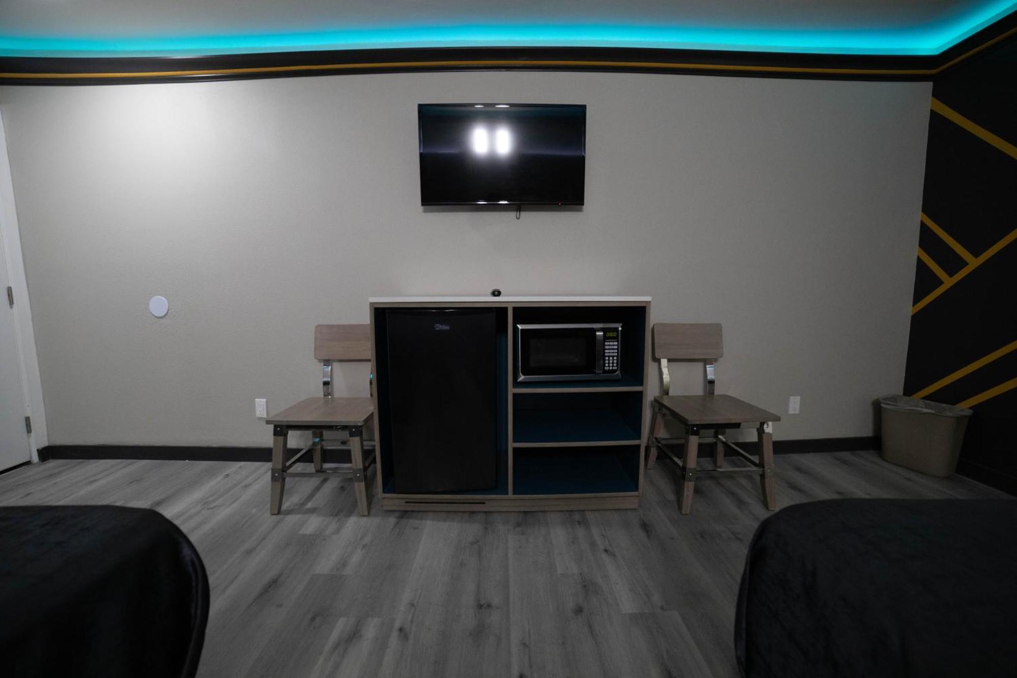 Artesia Motor Inn เบลฟลาวเวอร์ ภายนอก รูปภาพ