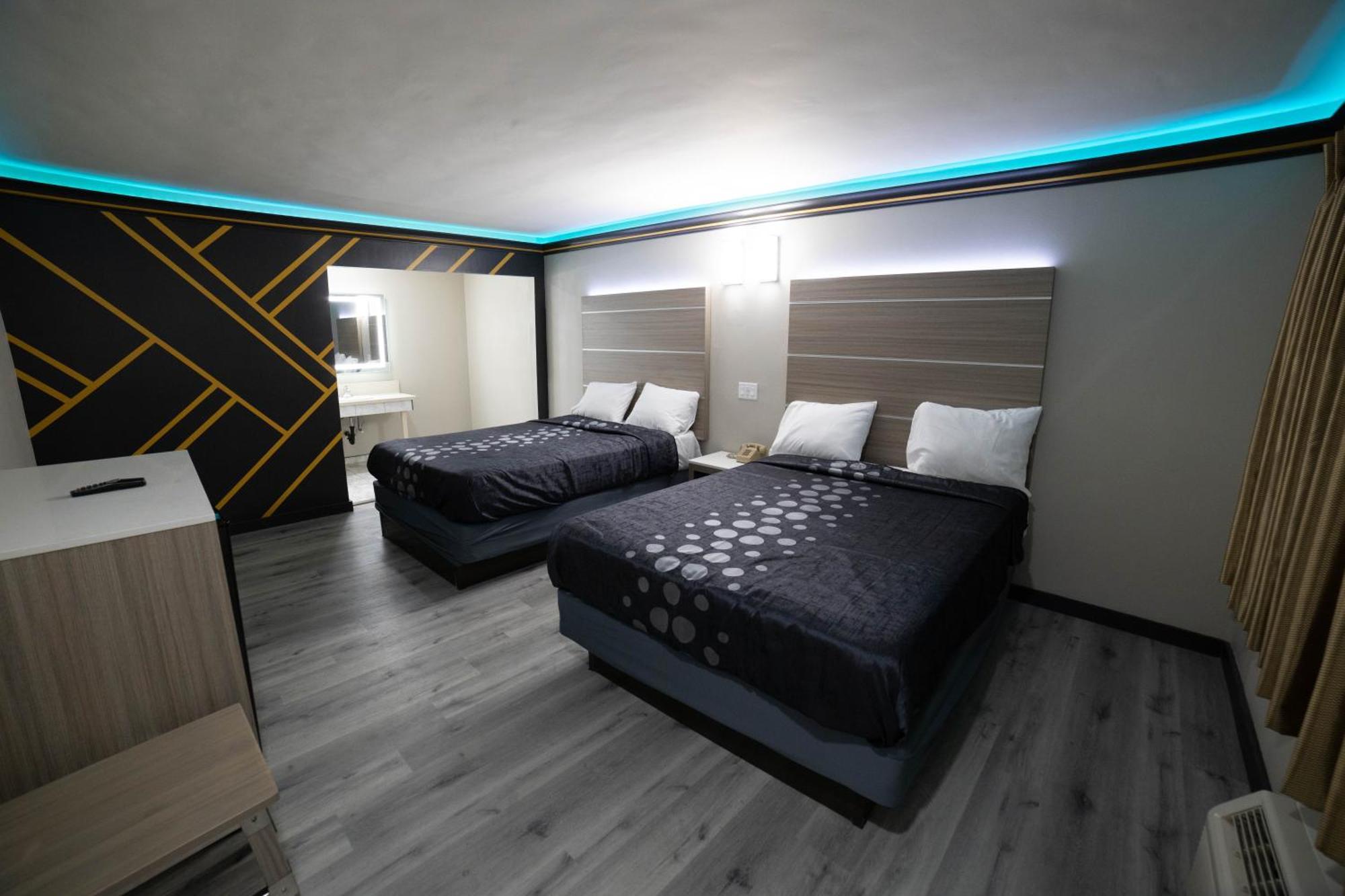 Artesia Motor Inn เบลฟลาวเวอร์ ภายนอก รูปภาพ